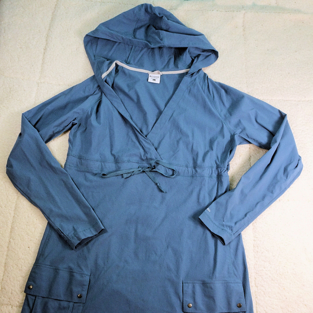 Columbia Omni-Shield Long Windbreaker Large